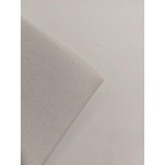 Фетр жесткий 2 мм  (20*30 см) цв. молочный,  цена за лист